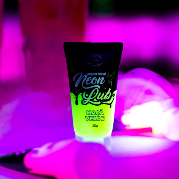 neon lub pitaya maçã verde lubrificante que brilha sob a luz negra